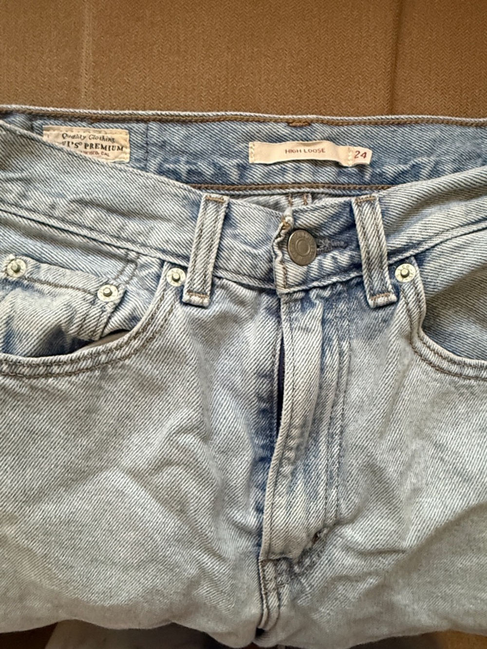 Levi’s High Loose size 24